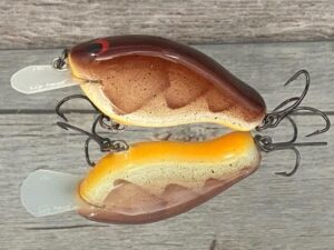 Greenfish Tackle - Stray Dog - Custom Balsa Crankbait - Brown Craw Color