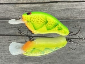 Greenfish Tackle - Stray Dog - Custom Balsa Crankbait - Coach Dog Craw Color