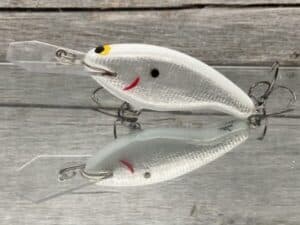 Black Label Balsa - Tapout - Signature Series Custom Balsa Crankbait - White Knight Color
