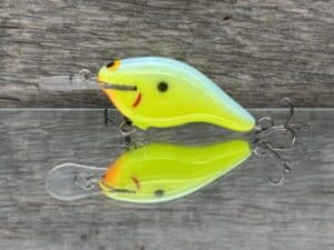 Black Label Balsa - Shiver 5 - Custom Balsa Crankbait - Blue Moon color